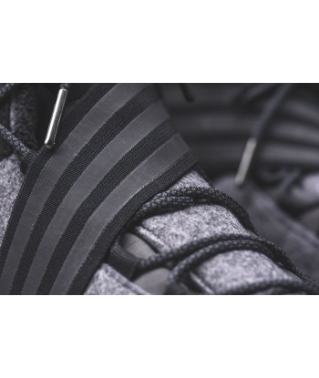 adidas Consortium Xhibition Terrex Tracefinder - Black brillant des détails fins