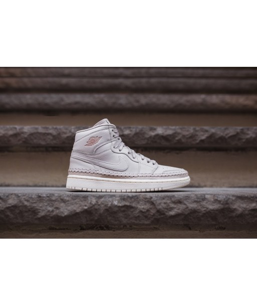 Nike WMNS Air Jordan 1 Retro High Premium - Desert Sand / Metallic Red Le MVP de beaucoup