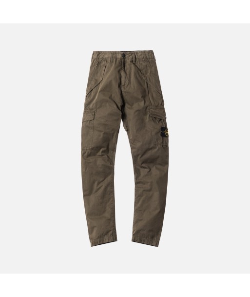 Stone Island Cargo Pant - Military Green brillant des détails fins