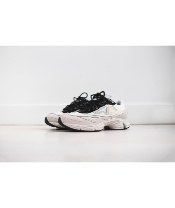 adidas by Raf Simons Ozweego III - Cream / Stone / Black Voir les baskets