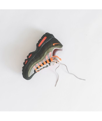 Nike Air Max 95 OG - String / Olive de la marque