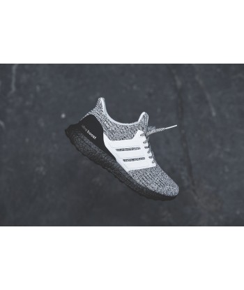 adidas UltraBoost - Grey / White / Black une grave pollution 