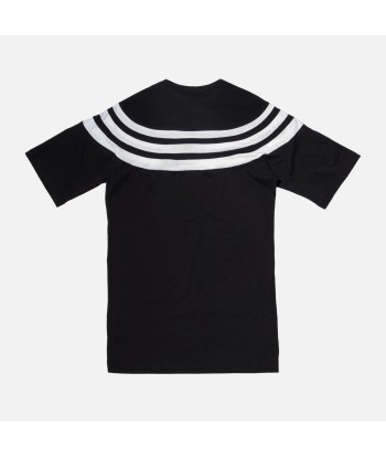 Y-3 3-Stripes Tee - Black s'inspire de l'anatomie humaine