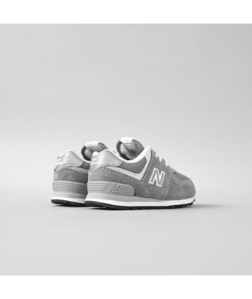 New Balance Kids PC574GG - Triple Grey brillant des détails fins