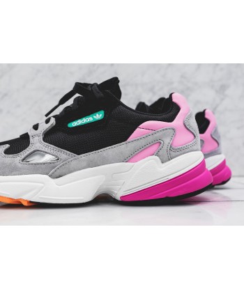 adidas Originals WMNS Falcon - Black / Pink prix pour 