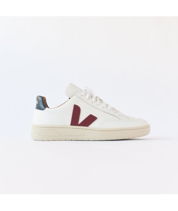 Veja V-12 Bastille - Extra White / Marsala Nautico votre restaurant rapide dans 