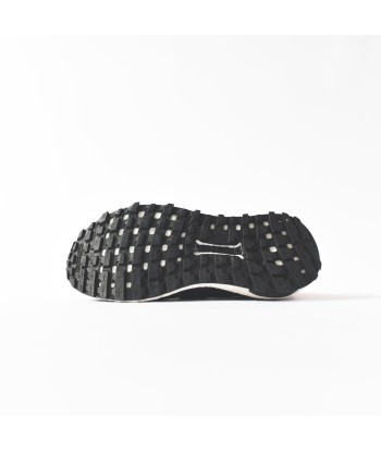 adidas by Stella McCartney Supernova Trail - Black / White / Energy Voir les baskets