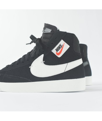 Nike WMNS Blazer Mid Rebel - Black / Summit White / Oil Grey chez Cornerstreet bien 