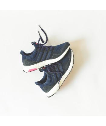 adidas Originals x KINFOLK UltraBoost - Navy en ligne