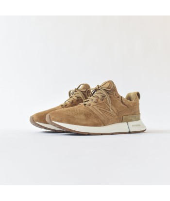 New Balance x NANAMICA R_C1 GORE-TEX - Hemp Venez découvrir notre 