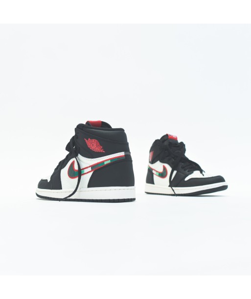 Nike Air Jordan 1 Retro High OG - Black / Varsity Red / Sail Comparez plus de prix