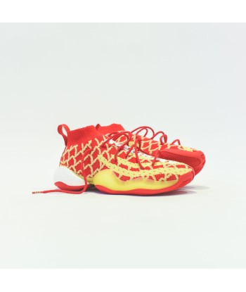 adidas x Pharrell Williams CNY BYW - Scarlet / Bright Yellow / Met Gold suggérées chez