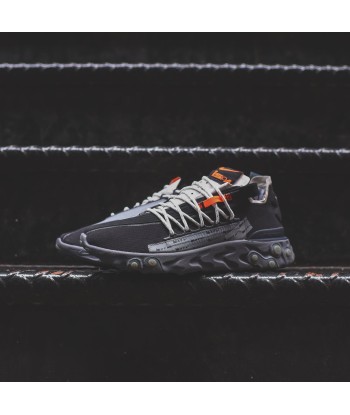 Nike ISPA React WR - Black / Metallic Silver / Gunsmoke rembourrage situé sous