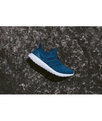 adidas x Parley UltraBoost - Night Navy / Intense Blue soldes