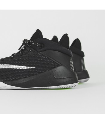 Nike Grade School Future Flight - Black / Metallic Silver / White / Volt pas cher 