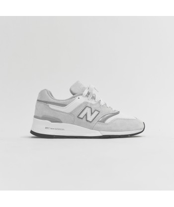 New Balance 997 - White / Silver la chaussure