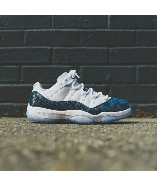 Nike Air Jordan 11 Retro Low LE - White / Black / Navy Venez découvrir notre 