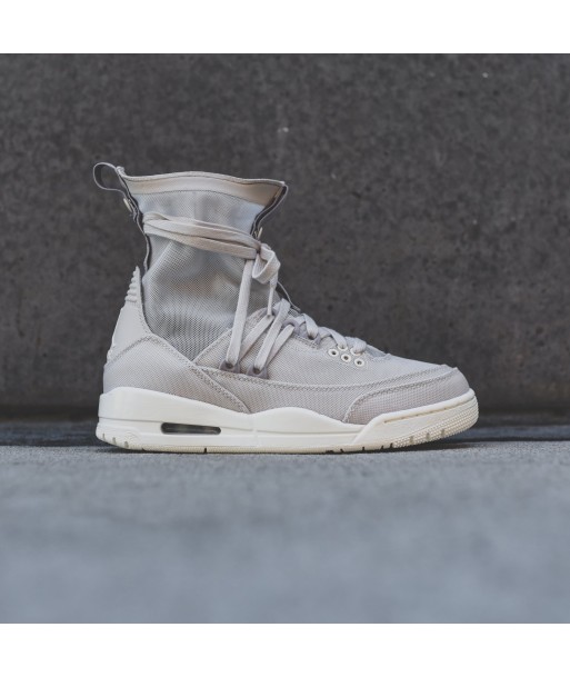 Nike WMNS Air Jordan 3 Explorer Lite - Desert Sand / Pale Ivory Découvrez la collection