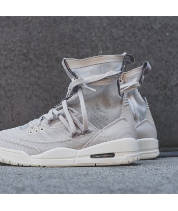 Nike WMNS Air Jordan 3 Explorer Lite - Desert Sand / Pale Ivory Découvrez la collection