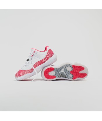 Nike WMNS Air Jordan 11 Retro Low - White / Watermelon / Black pas chere