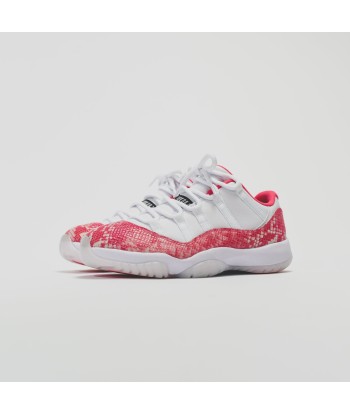 Nike WMNS Air Jordan 11 Retro Low - White / Watermelon / Black pas chere