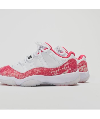 Nike WMNS Air Jordan 11 Retro Low - White / Watermelon / Black pas chere